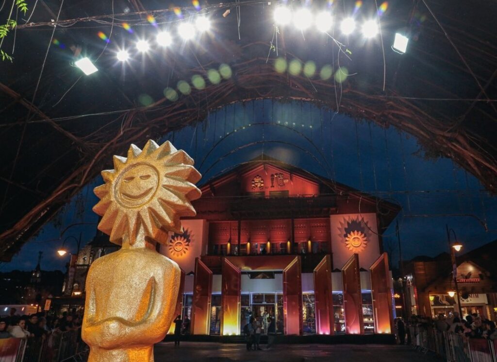Palácio  dos festivais em Gramado, Kikito
